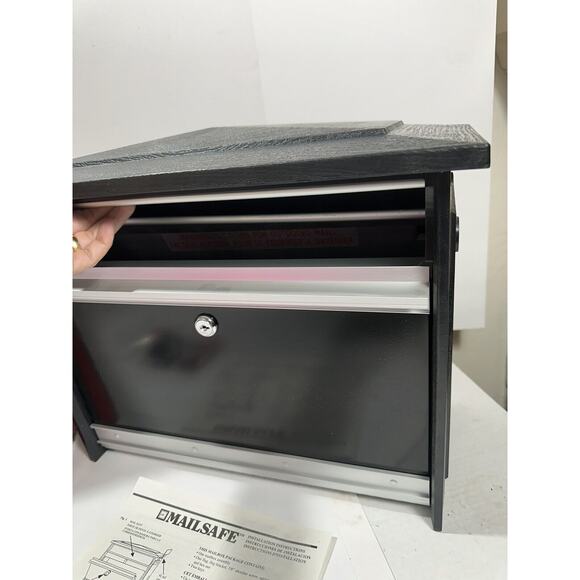 Gibraltar Mailsafe Lockable Security Wall Mount Mailbox MSK00000 - NO KEY Read* - Picture 12 of 13